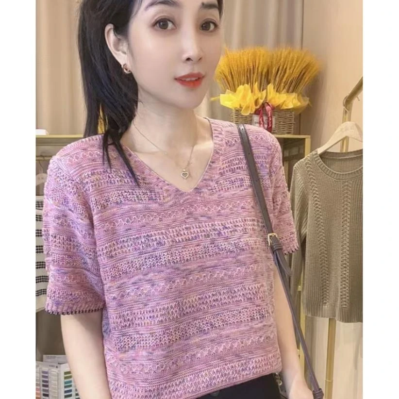 2025夏季新款设计感小众V领短袖t恤女气质百搭宽松显瘦针织上衣