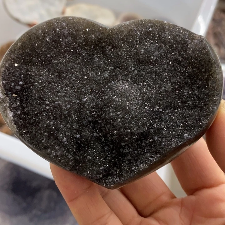 紫晶未镶嵌珠宝半成品