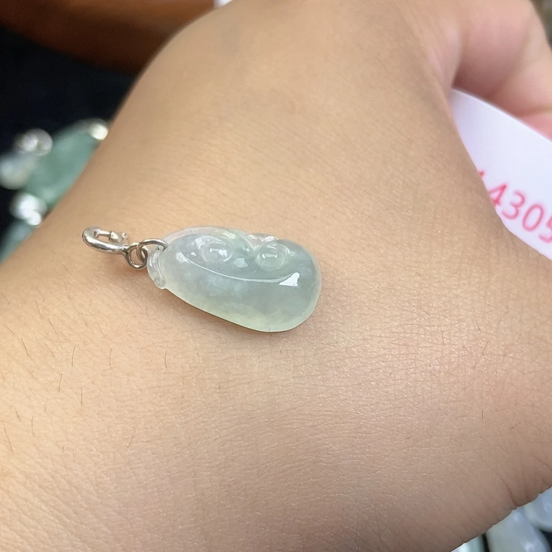 翡翠未镶嵌颈饰天然