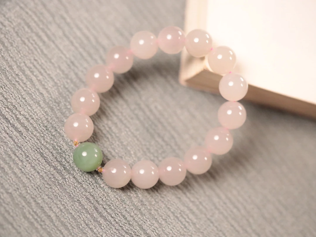 和田玉【藕粉】1.2cm单圈手串【顶珠：粉青1.1cm+】【18k金：0.001g】