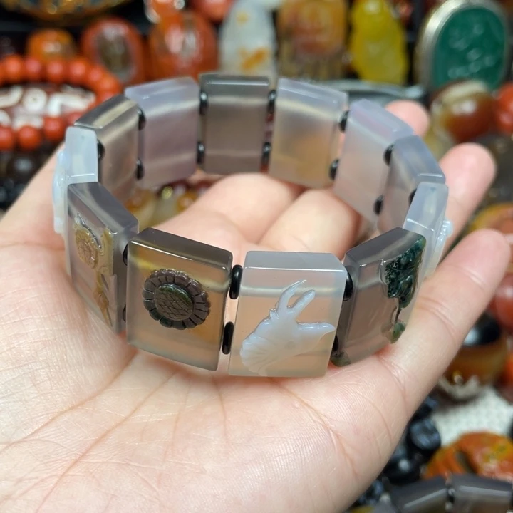 信***己玛瑙/玉髓未镶嵌颈饰