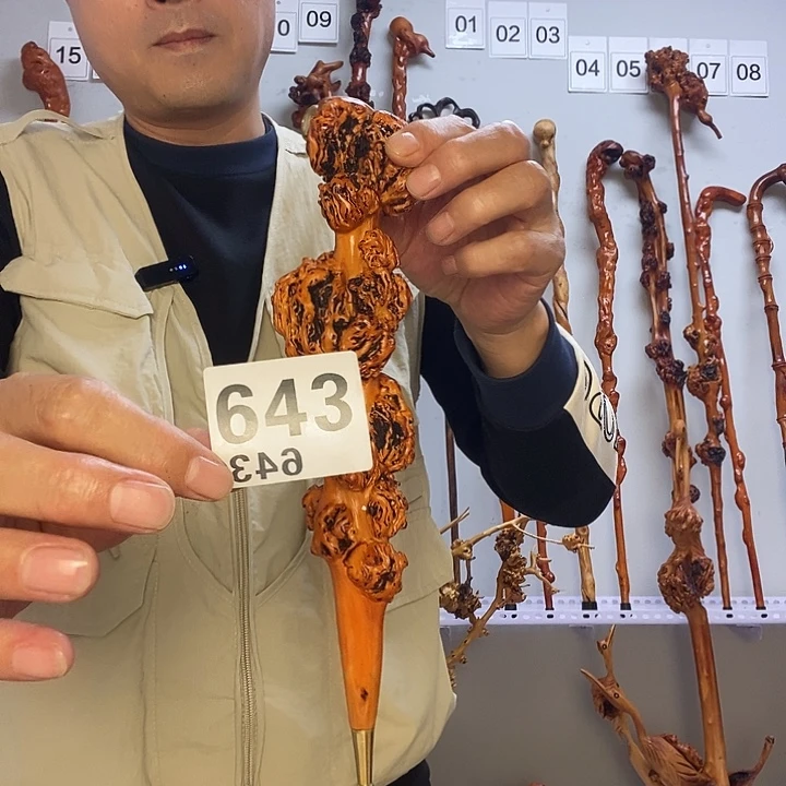 商****大叶紫檀（黑酸枝木类）