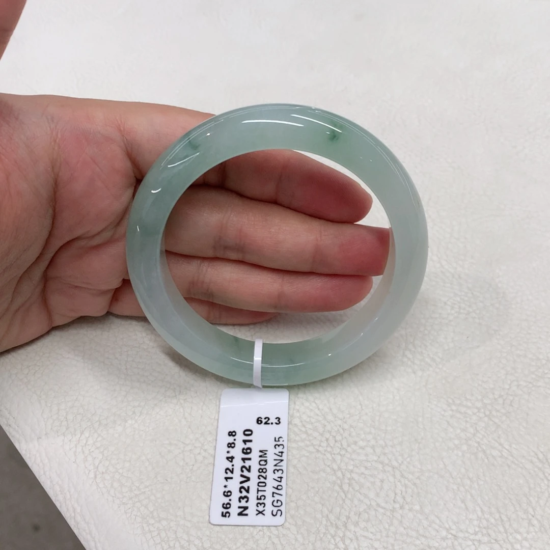 未镶嵌手镯翡翠56.6圈口冰胶飘小花正圈