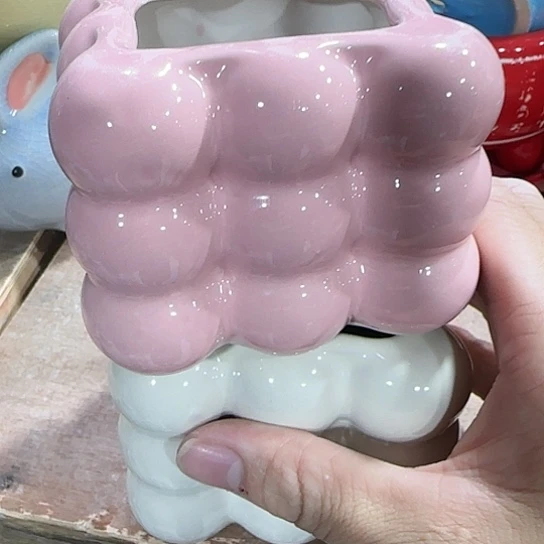 有孔！！有问题问客服，满9元包邮