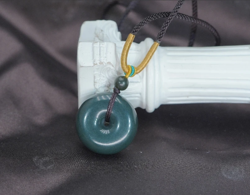 和田玉平安扣吊坠 V021003