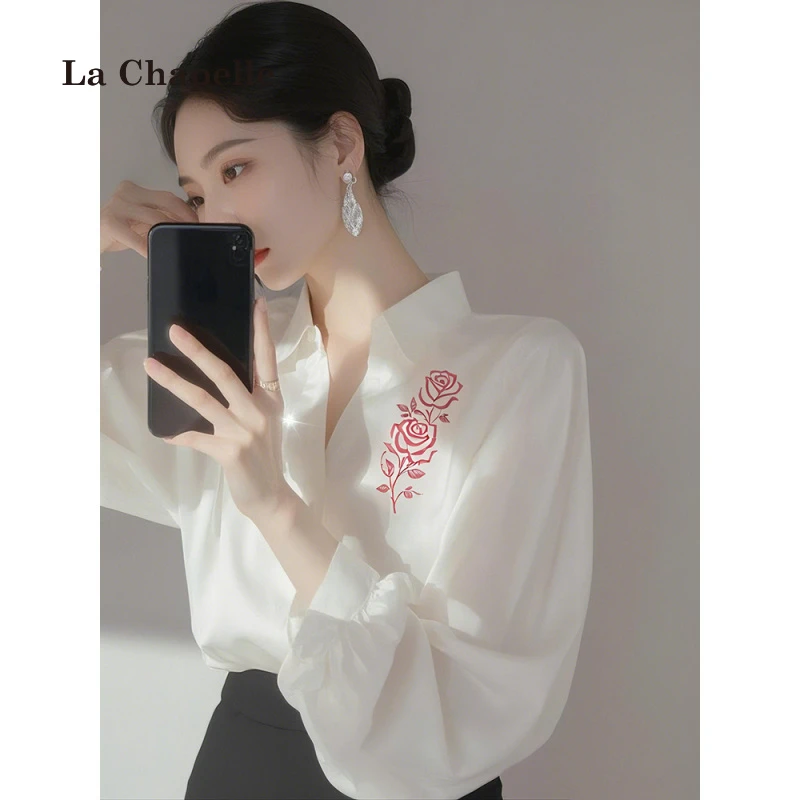 拉夏贝尔2025新款白衬衫女职业装高级感春季独特小衫法式印花上衣