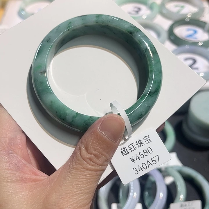 翡翠未镶嵌手镯纯天然缅甸翡翠手镯