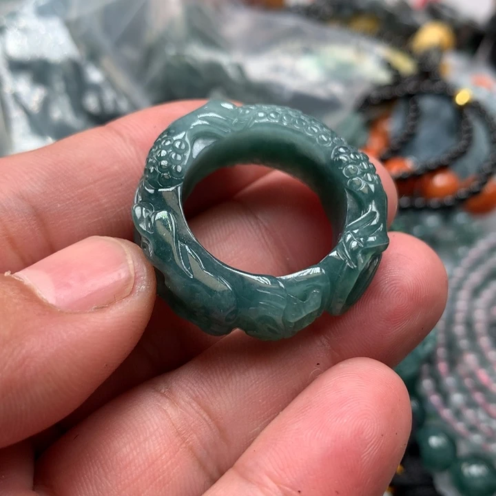 翡翠颈饰未镶嵌保真天然a货翡翠21.4