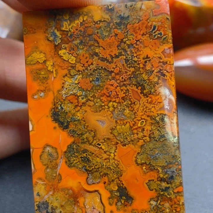 玛瑙/玉髓颈饰未镶嵌爱**己