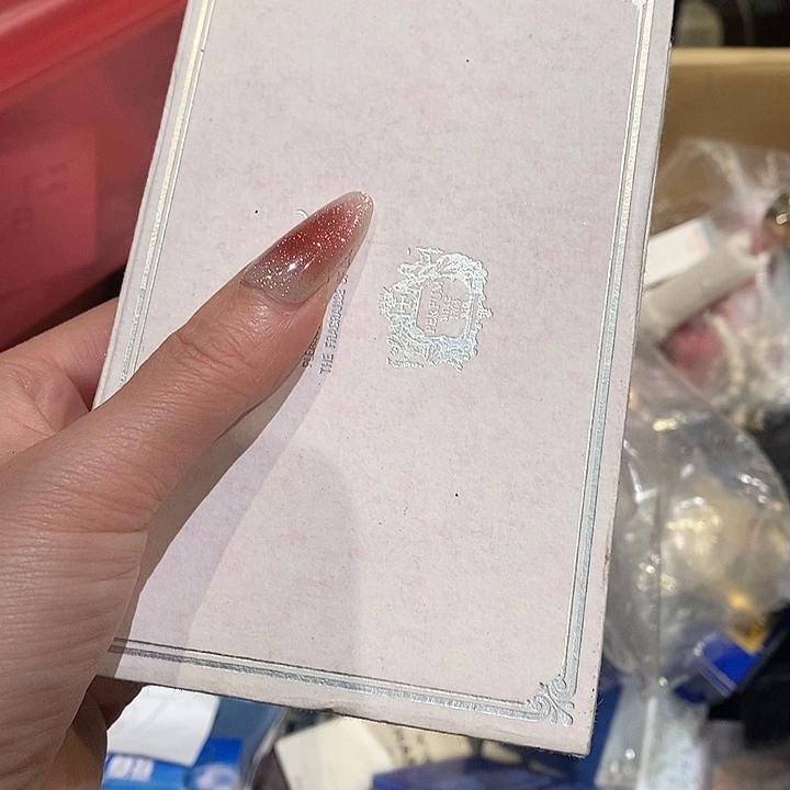 溜***、花岗石铁合金中古香水沐浴露持久留香