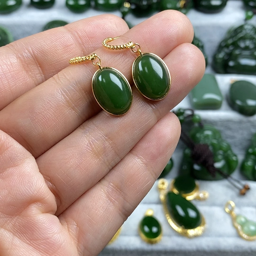 和田玉（碧玉）未镶嵌颈饰