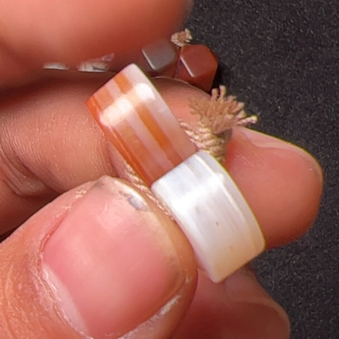 盛***.玛瑙/玉髓未镶嵌配饰