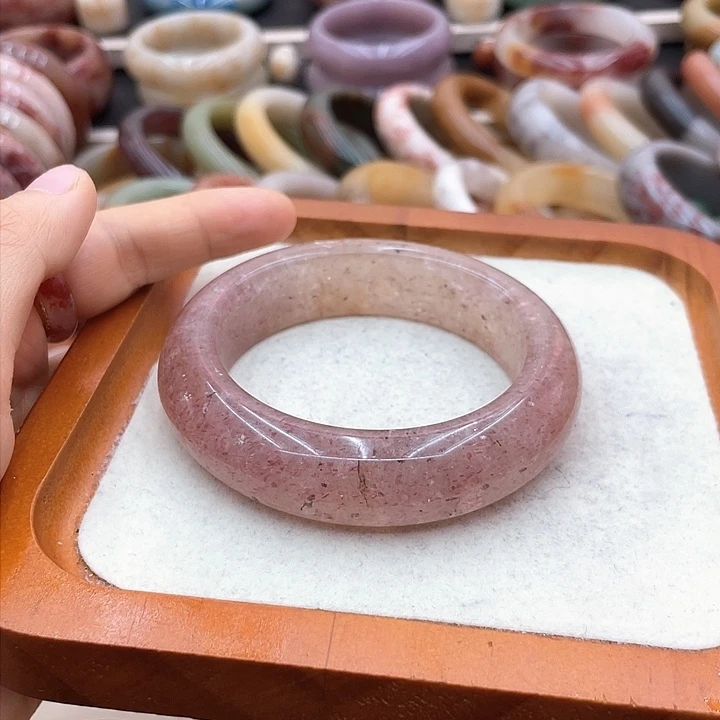 石英质玉圈口60未镶嵌