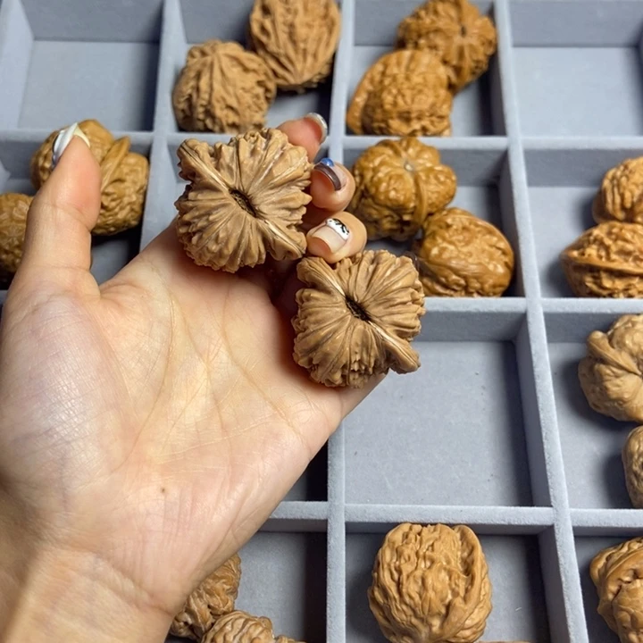 吊坠桃核42四座楼150