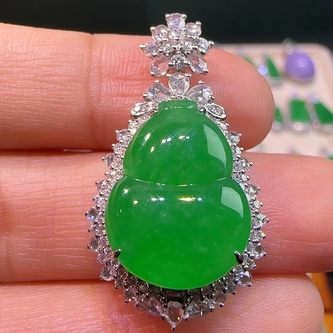 翡翠18K金镶嵌吊坠(不含链)