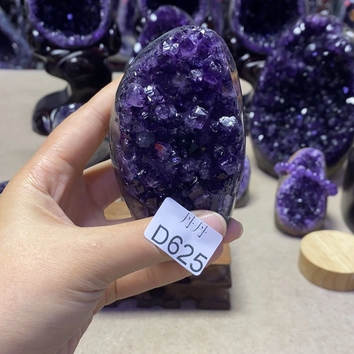 水晶大型摆件（非配饰）未镶嵌