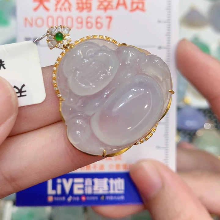 翡翠未镶嵌颈饰佛公