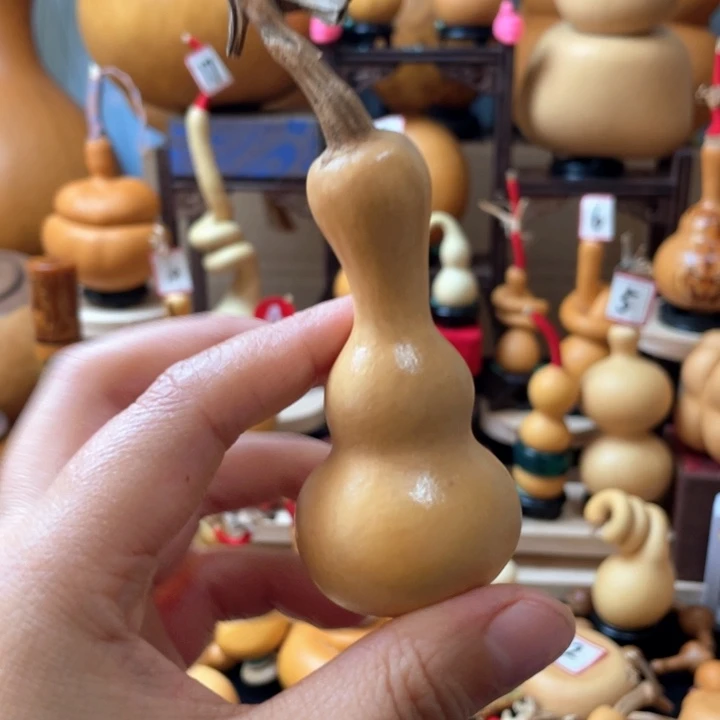 钱***花关注你就知道什么东西啦