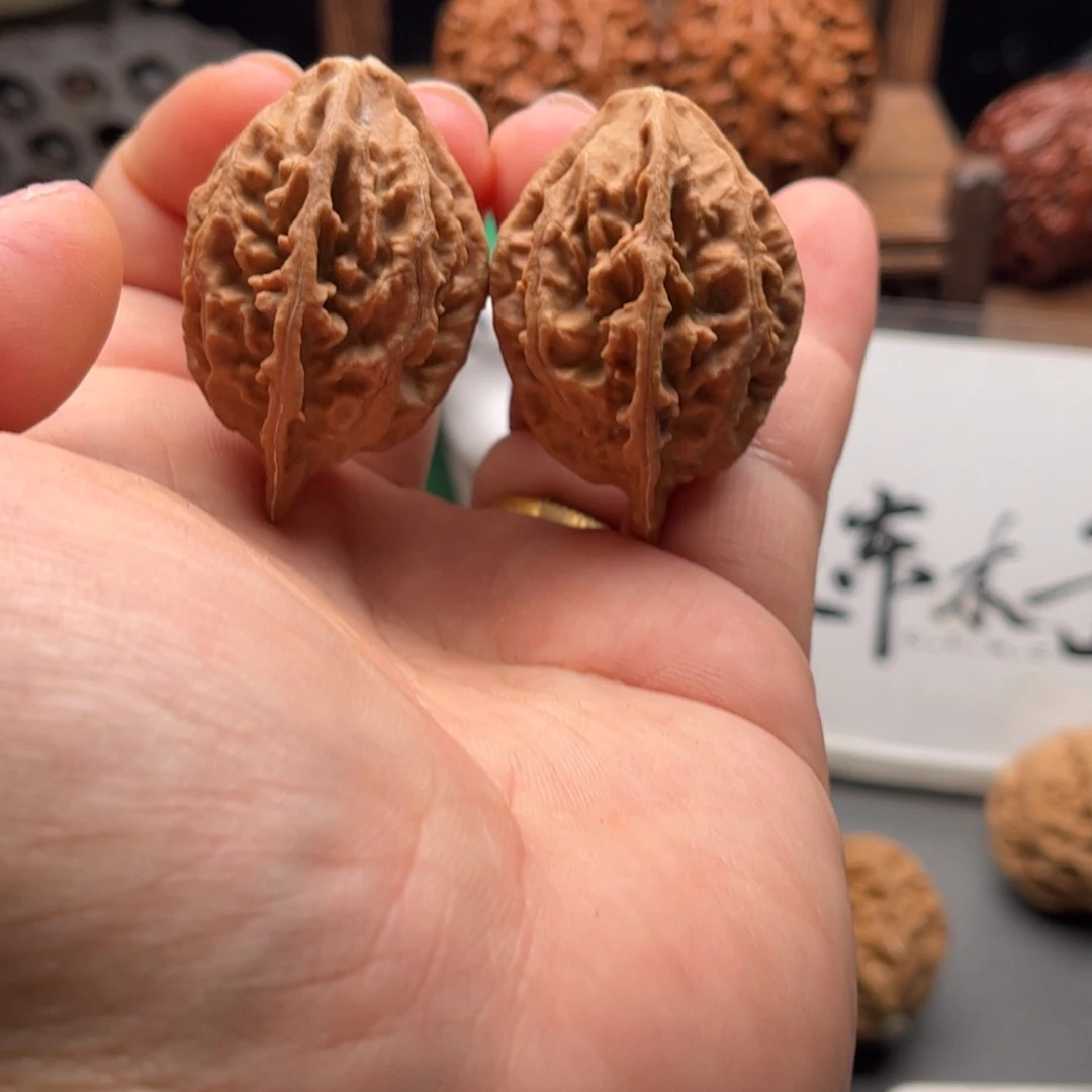 文玩核桃把件关东木子家楸大胖18