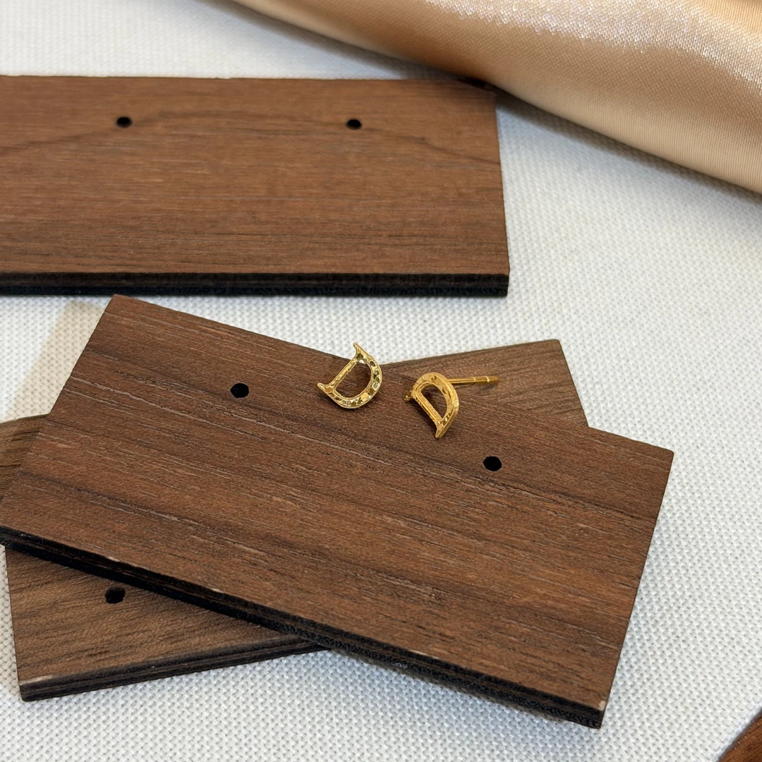 新年上新-E【碎冰D字耳钉】-足金999精工5耳饰