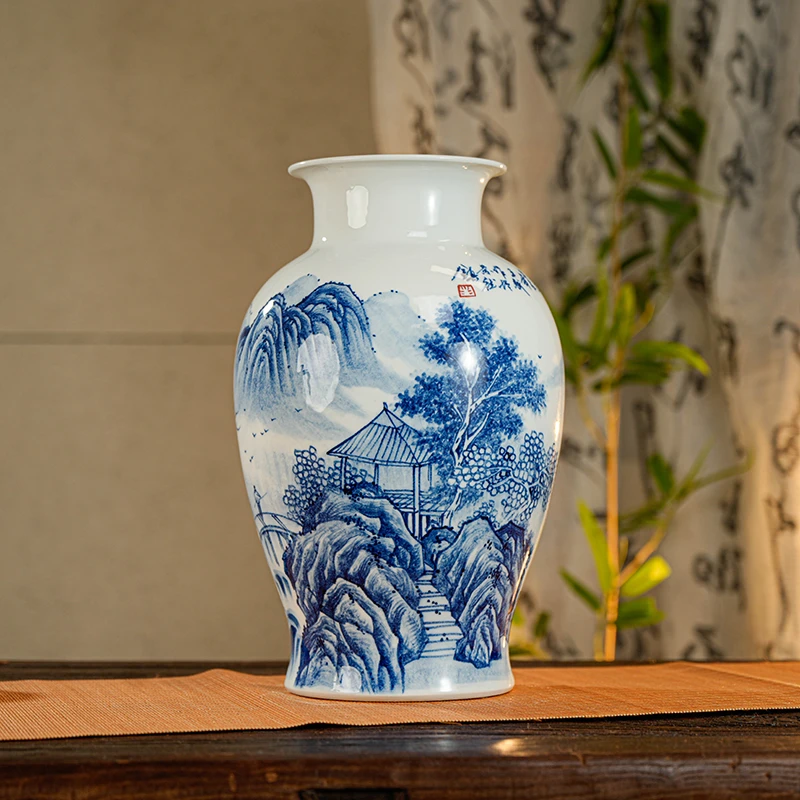 【景德镇陶瓷研究院】青花山水瓶 jty31