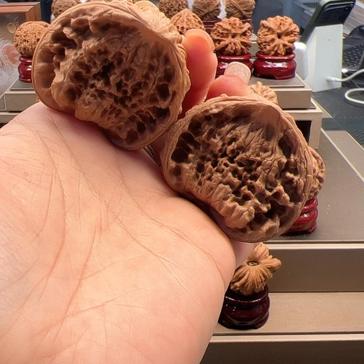 文玩核桃把件45 蛇头 s-002