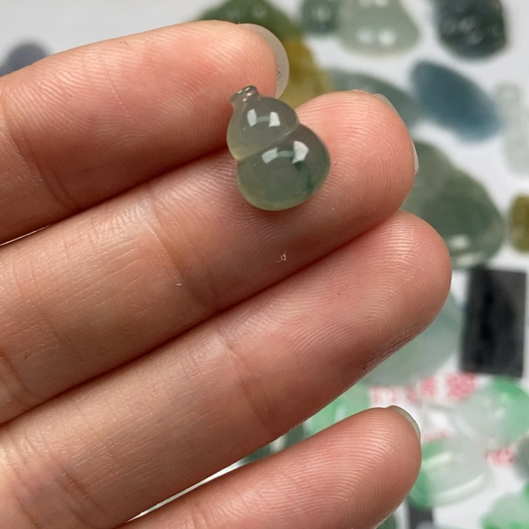 春***风翡翠未镶嵌颈饰翡翠