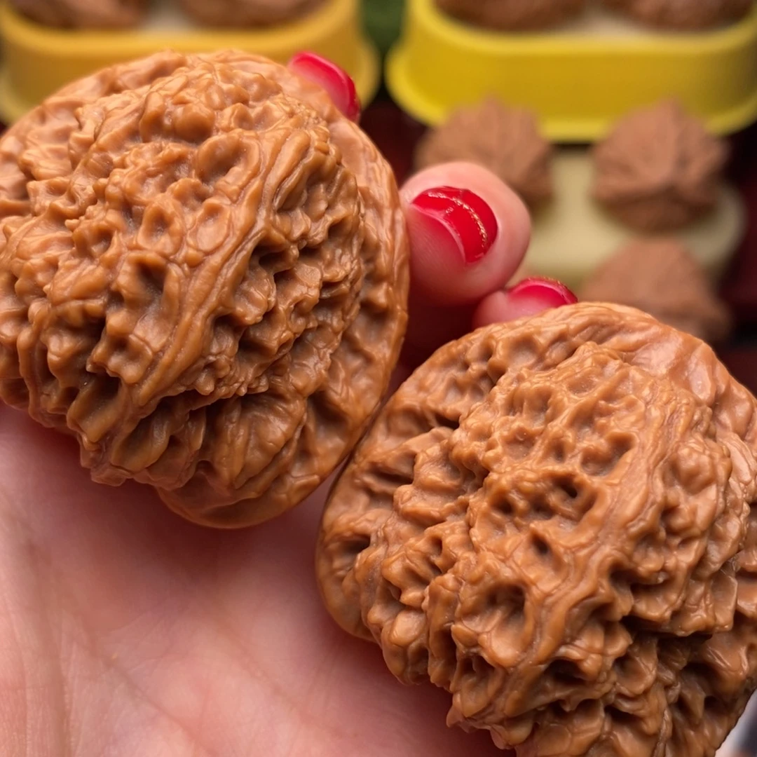 桃核把件南疆42……