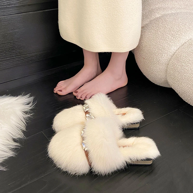 小香风水钻包头毛毛拖鞋女外穿2025新款秋冬厚底增高居家保暖棉拖