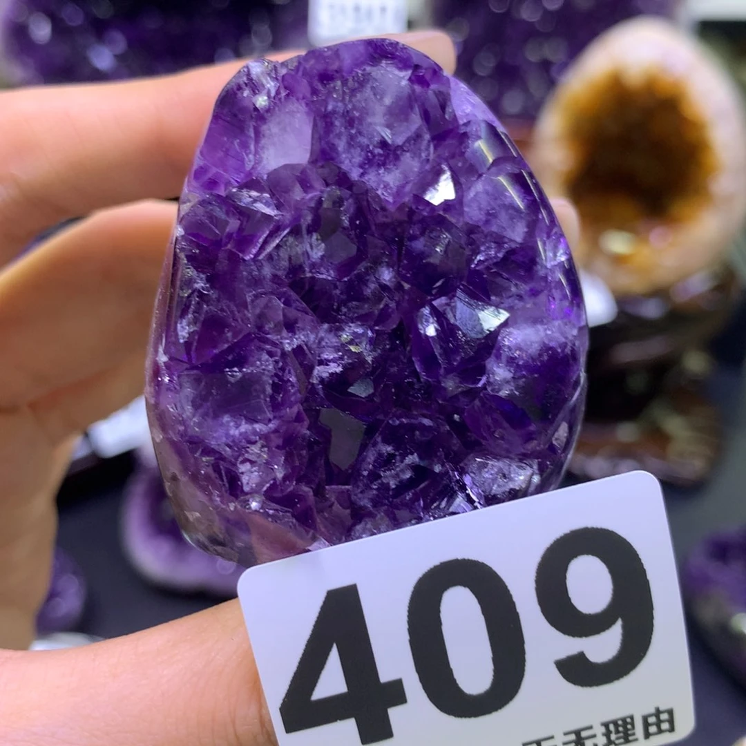 未镶嵌水晶大型摆件（非配饰）