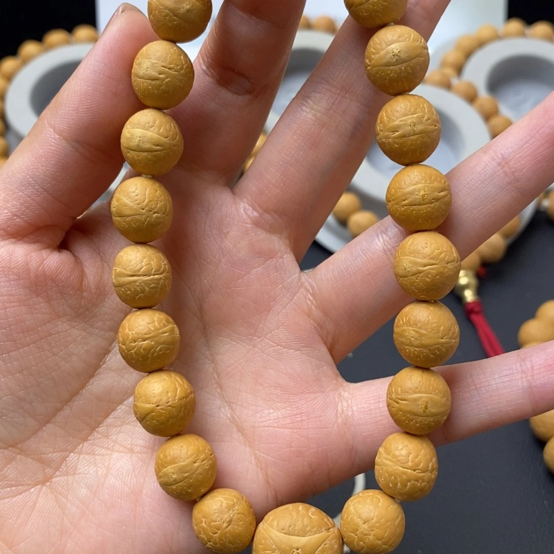 吊坠凤眼菩提12手串