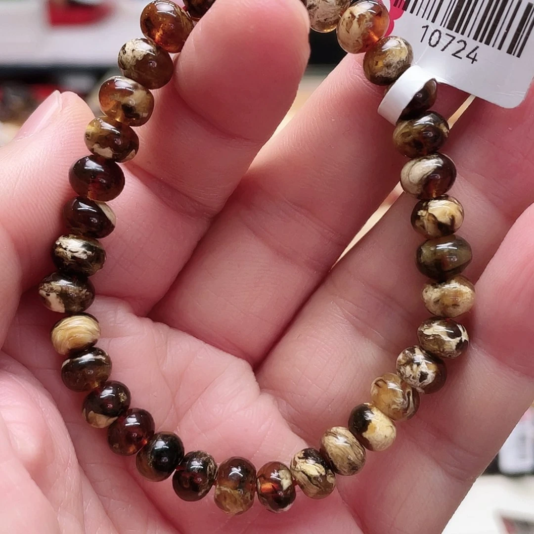 琥珀裸石未镶嵌七10724