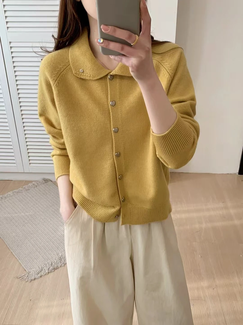 银扣小翻领。显瘦洋气休闲针织衫毛衣66677