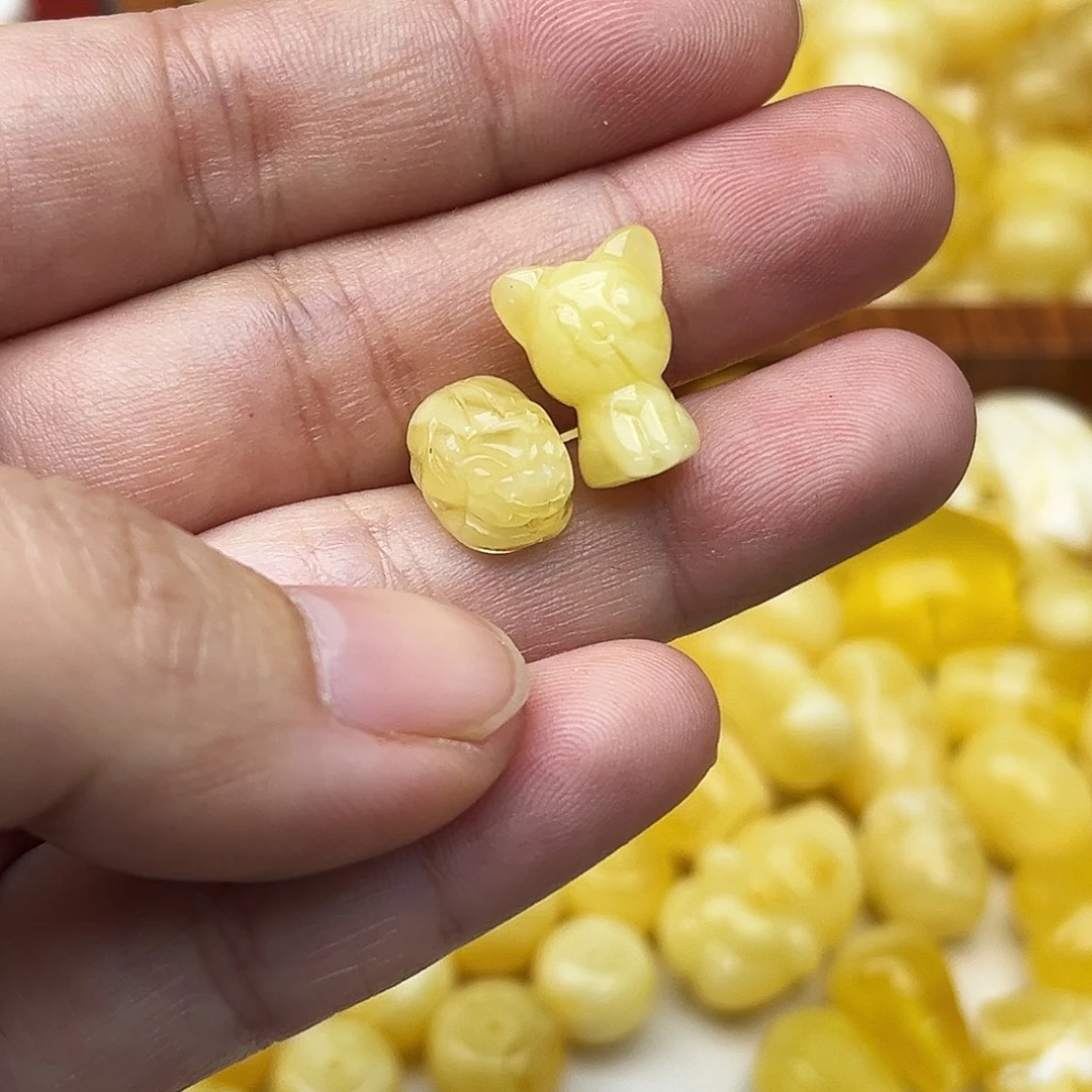 蜜蜡未镶嵌裸石天然