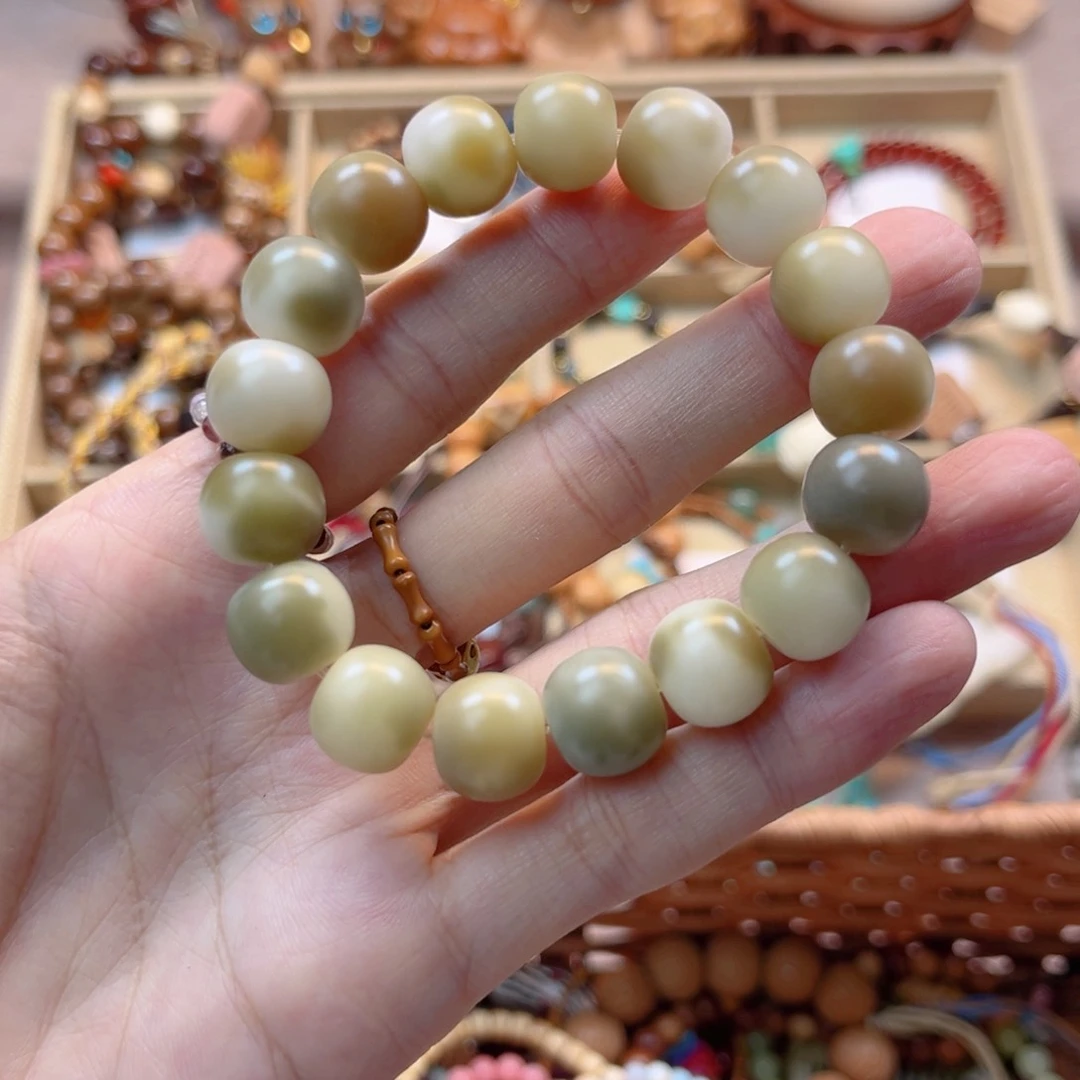 白玉菩提吊坠白玉菩提单圈