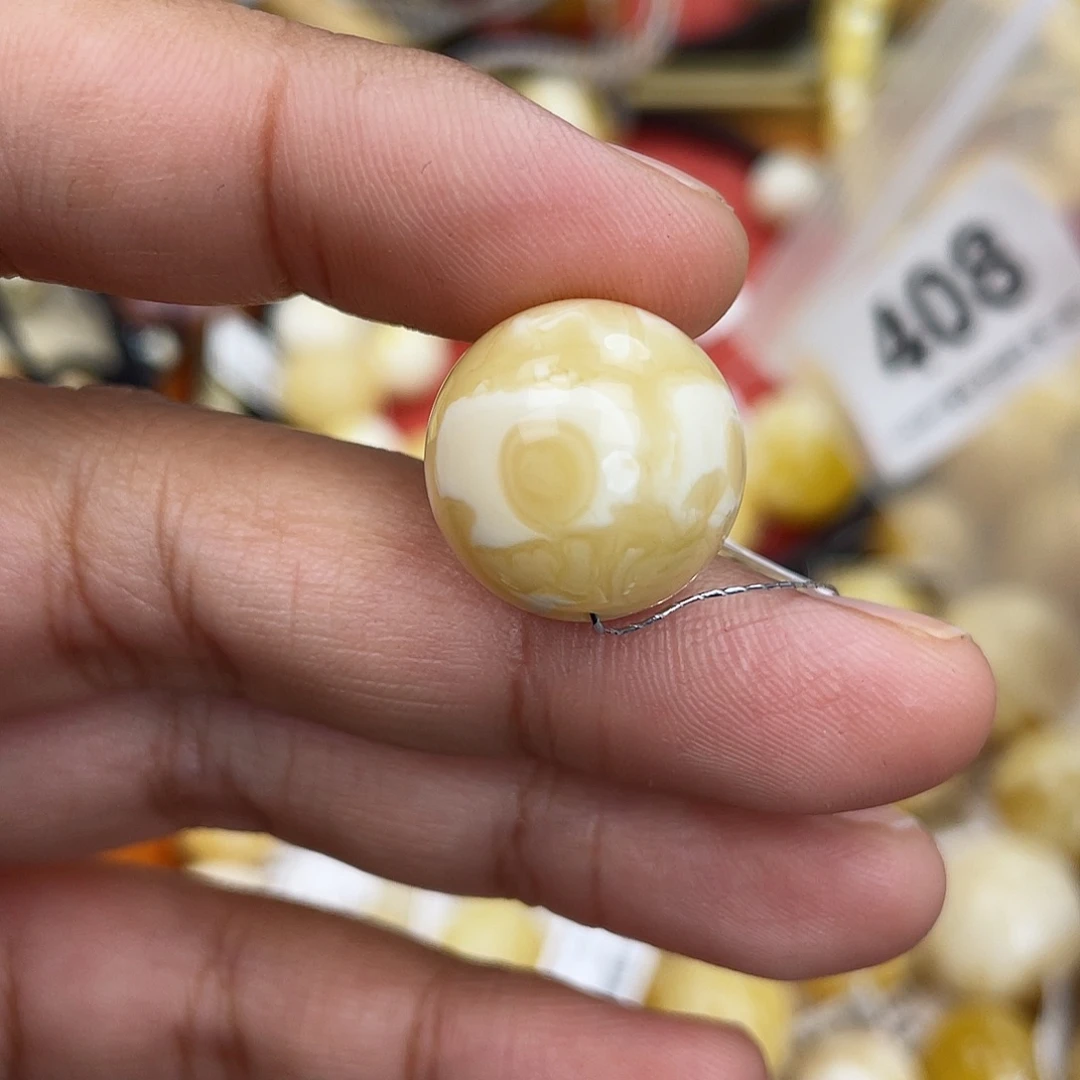 蜜蜡未镶嵌珠宝奇石17