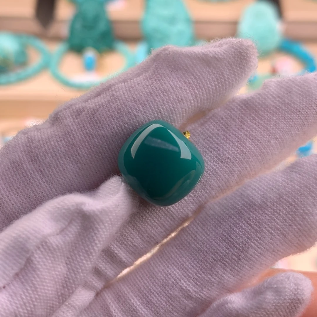 绿松石珠宝奇石未镶嵌14.7*13mm