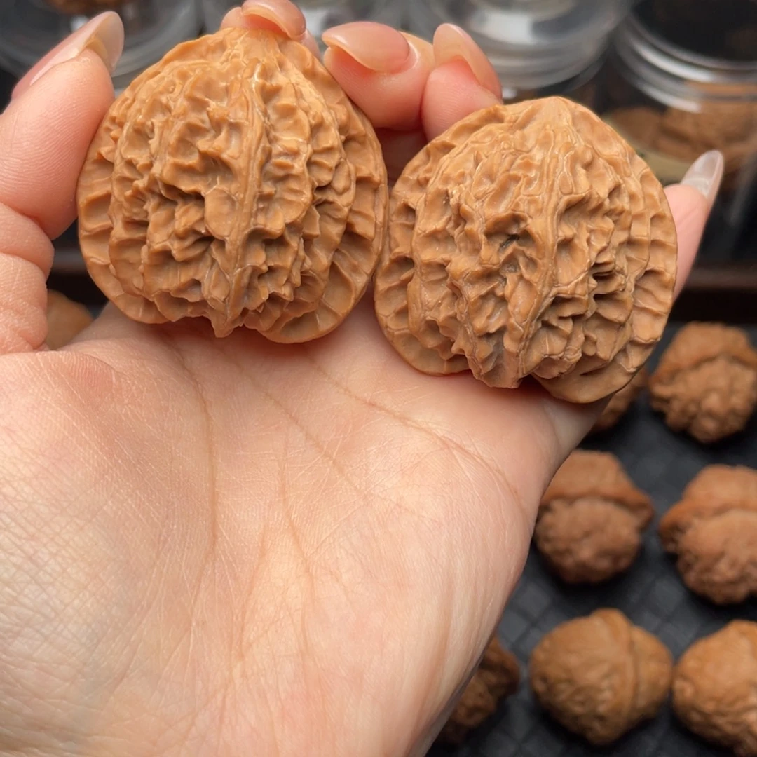 文玩核桃吊坠三角苹果