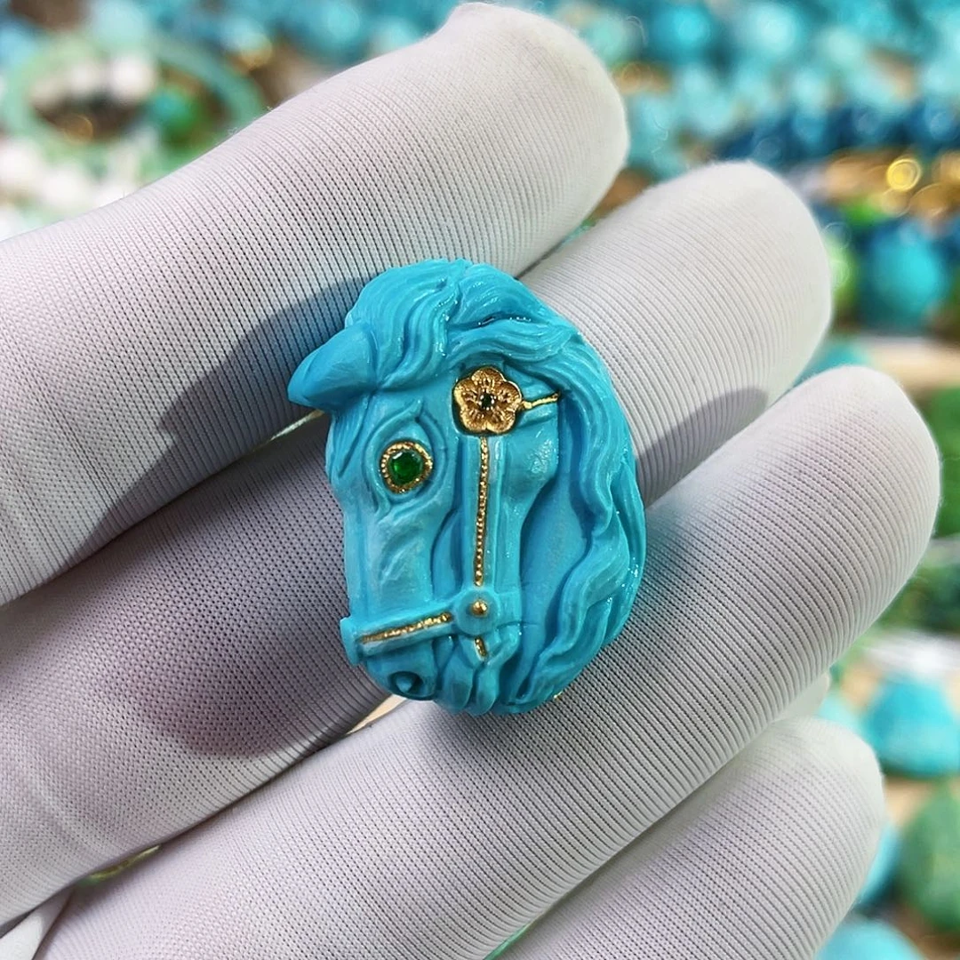 绿松石未镶嵌珠宝奇石