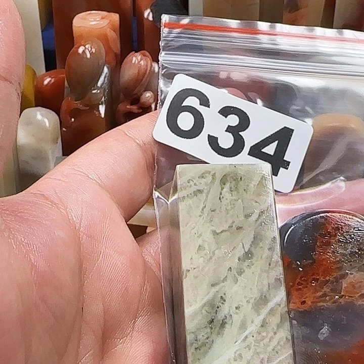 老挝石明**松老挝