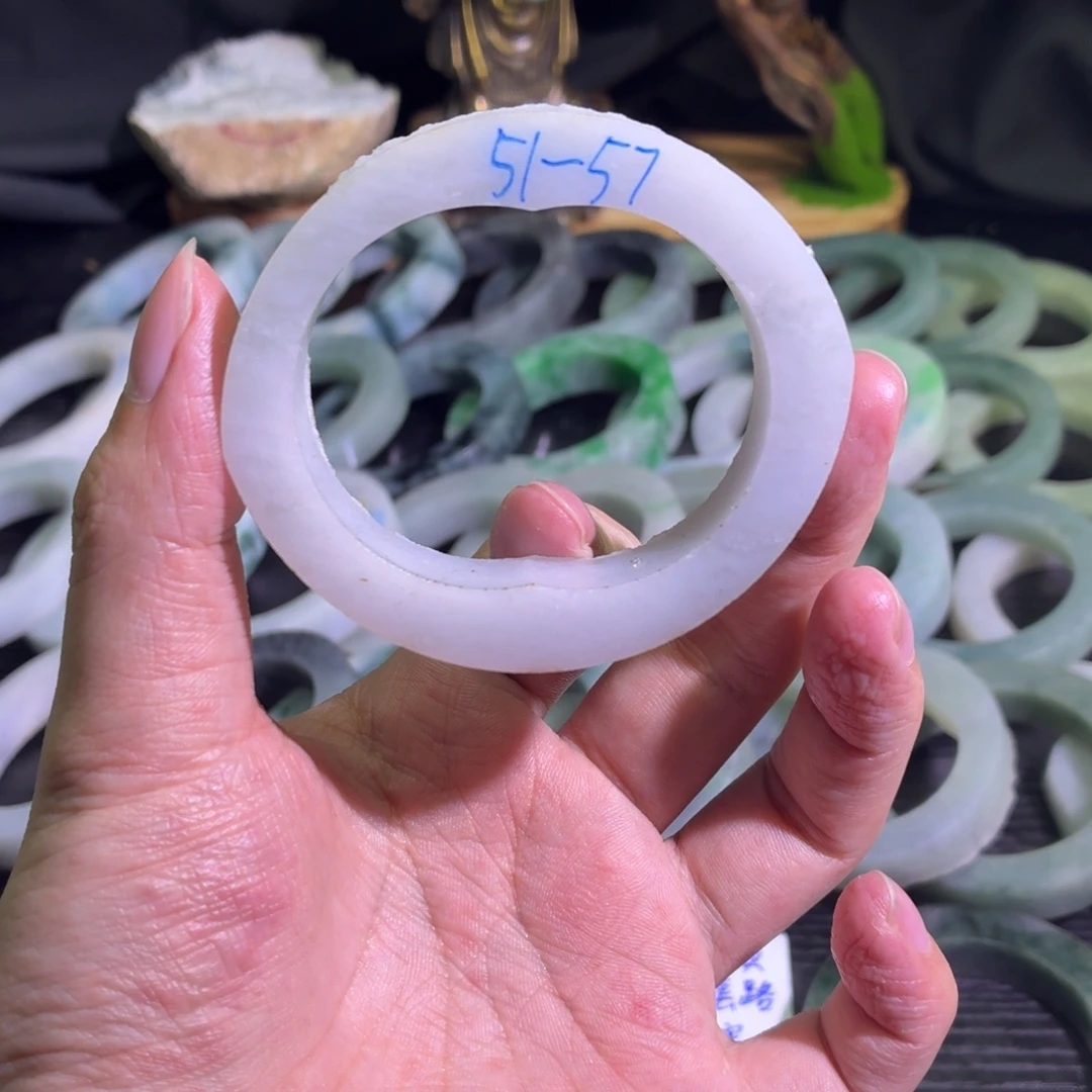 定制翡翠未镶嵌天然翡翠A货毛胚手镯定制
