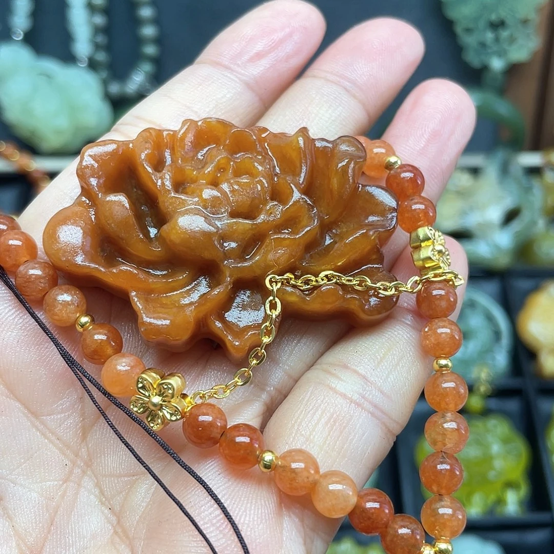 蛇纹石玉未镶嵌颈饰