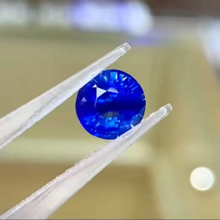 天然斯里兰卡皇家蓝蓝宝石、1.52克拉