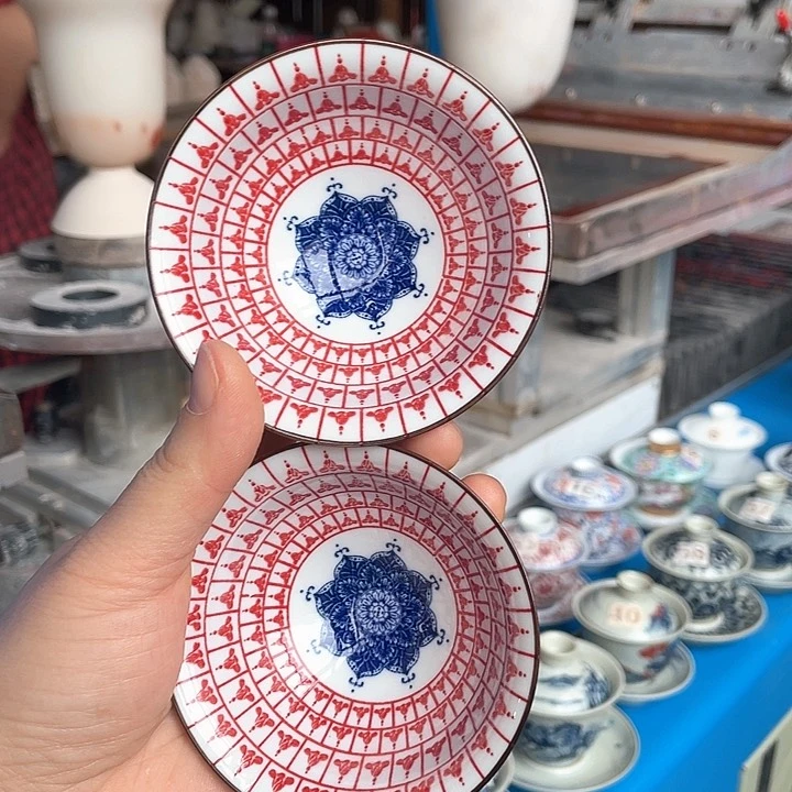 青花釉下彩杯子2个