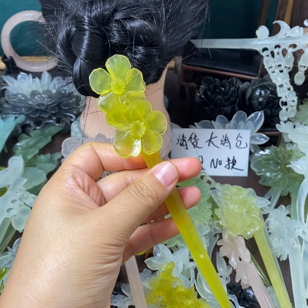 小***胖蛇纹石玉未镶嵌发饰