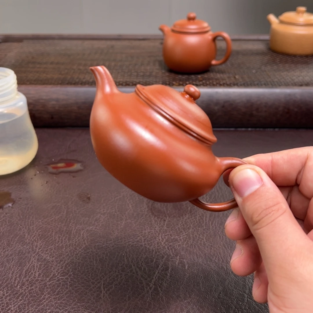 茶壶紫砂汽修厂和机械设备