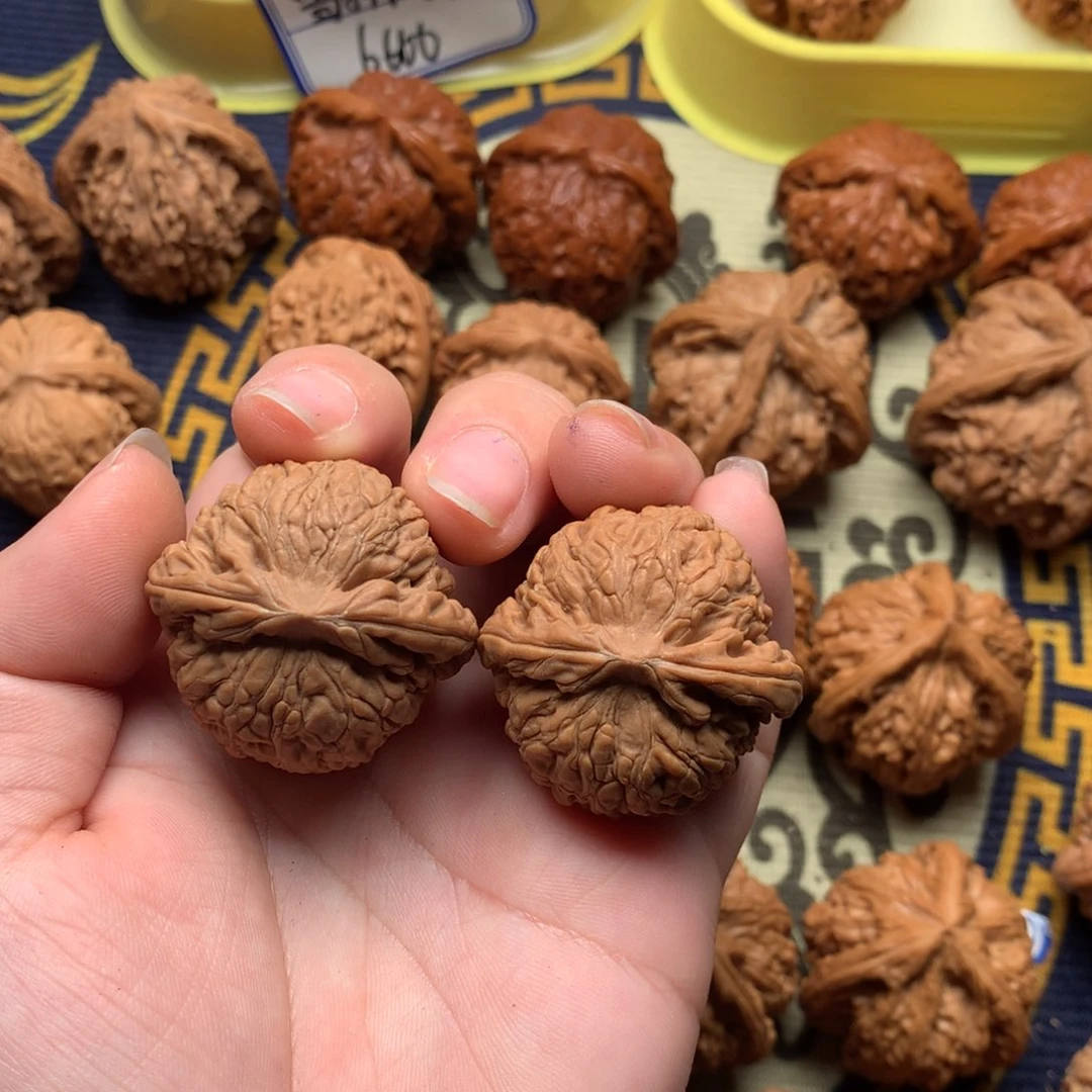 文玩核桃吊坠34圆梦