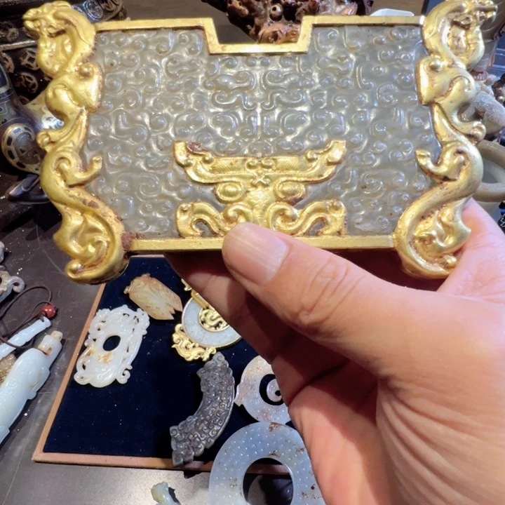 颜***鲤在一起时会说一些有