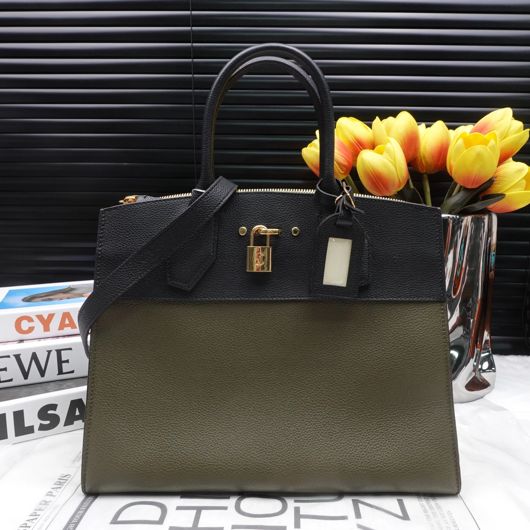 95新 LouisVuitton/路易威登 单肩包/T10174962