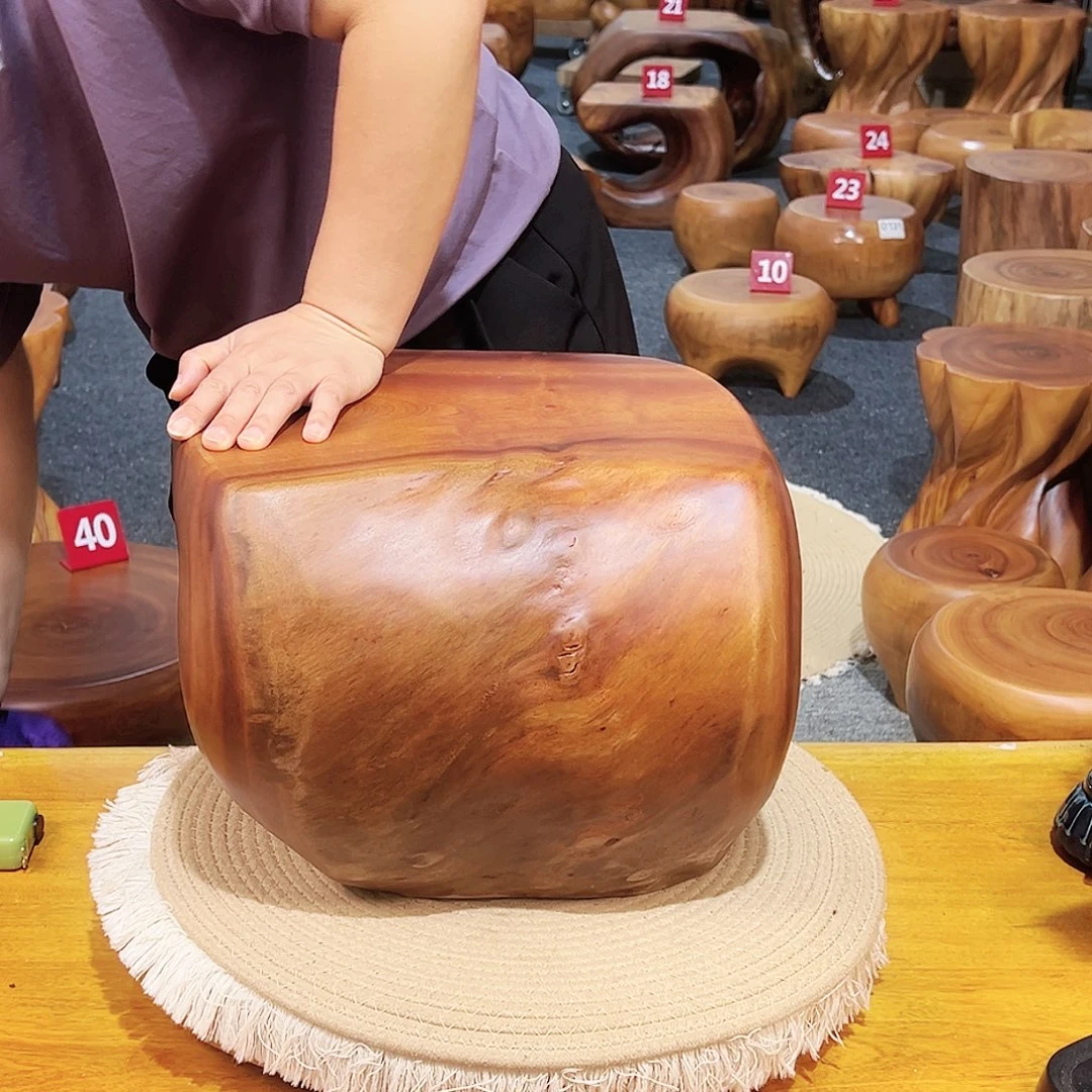 香*** 号香樟木尺寸： 33-30-25cm